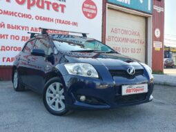 Toyota Auris I 2006 г.